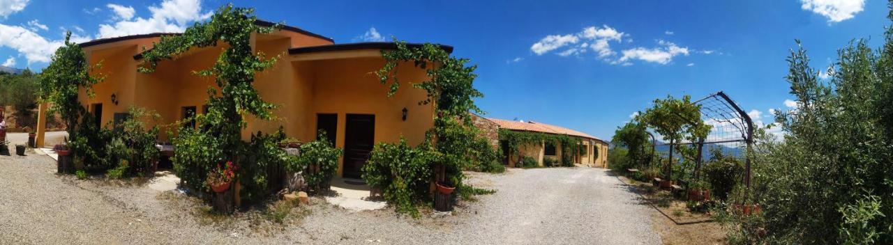 Villaggio Dei Balocchi Castelbuono  Buitenkant foto