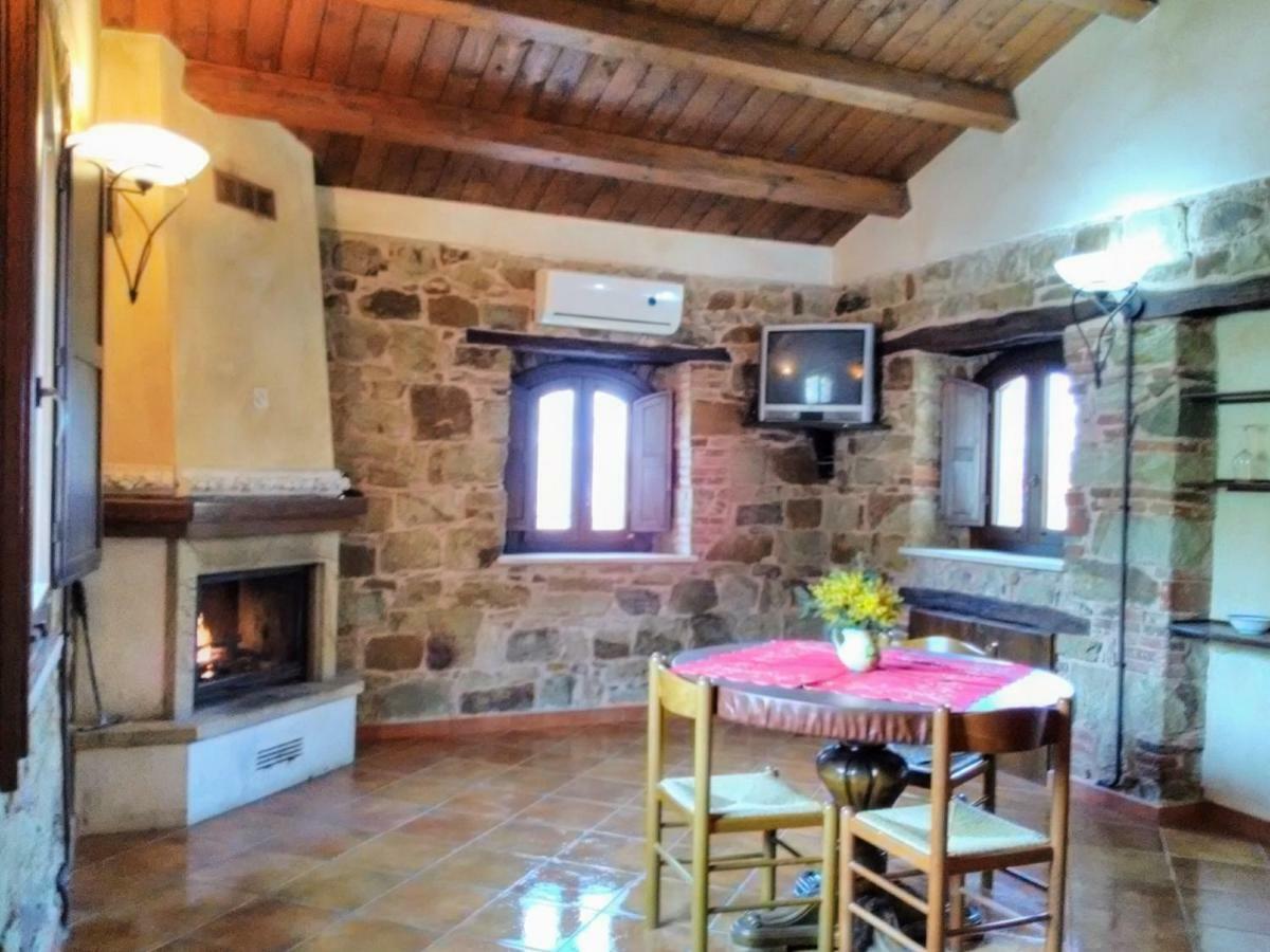 Villaggio Dei Balocchi Castelbuono  Buitenkant foto