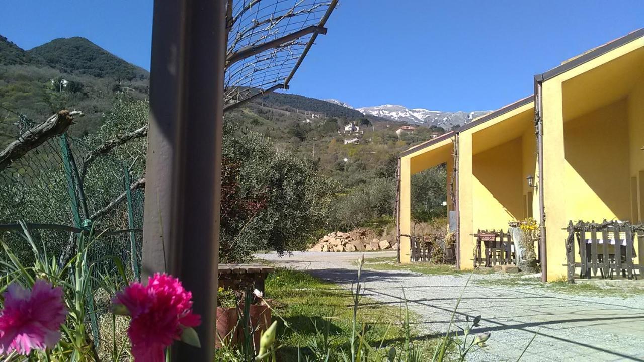 Villaggio Dei Balocchi Castelbuono  Buitenkant foto